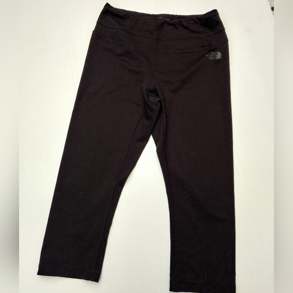 The North Face Flashdry Black Cropped Leggings